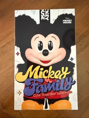 CHIP Pop mart Mickey and Family collection